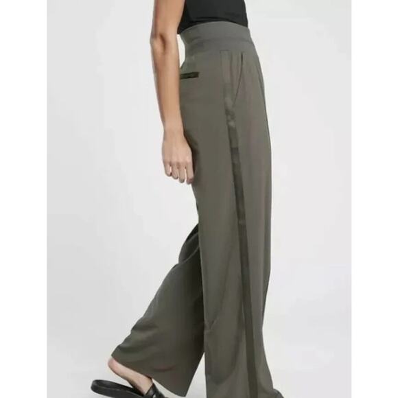 Athleta Plus Nolita Wide Leg City Pants Mountain Olive Size 20 - Picture 2 of 10
